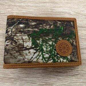 Realtree RFID Money Clip Wallet: Tan/Edge Camoflauge